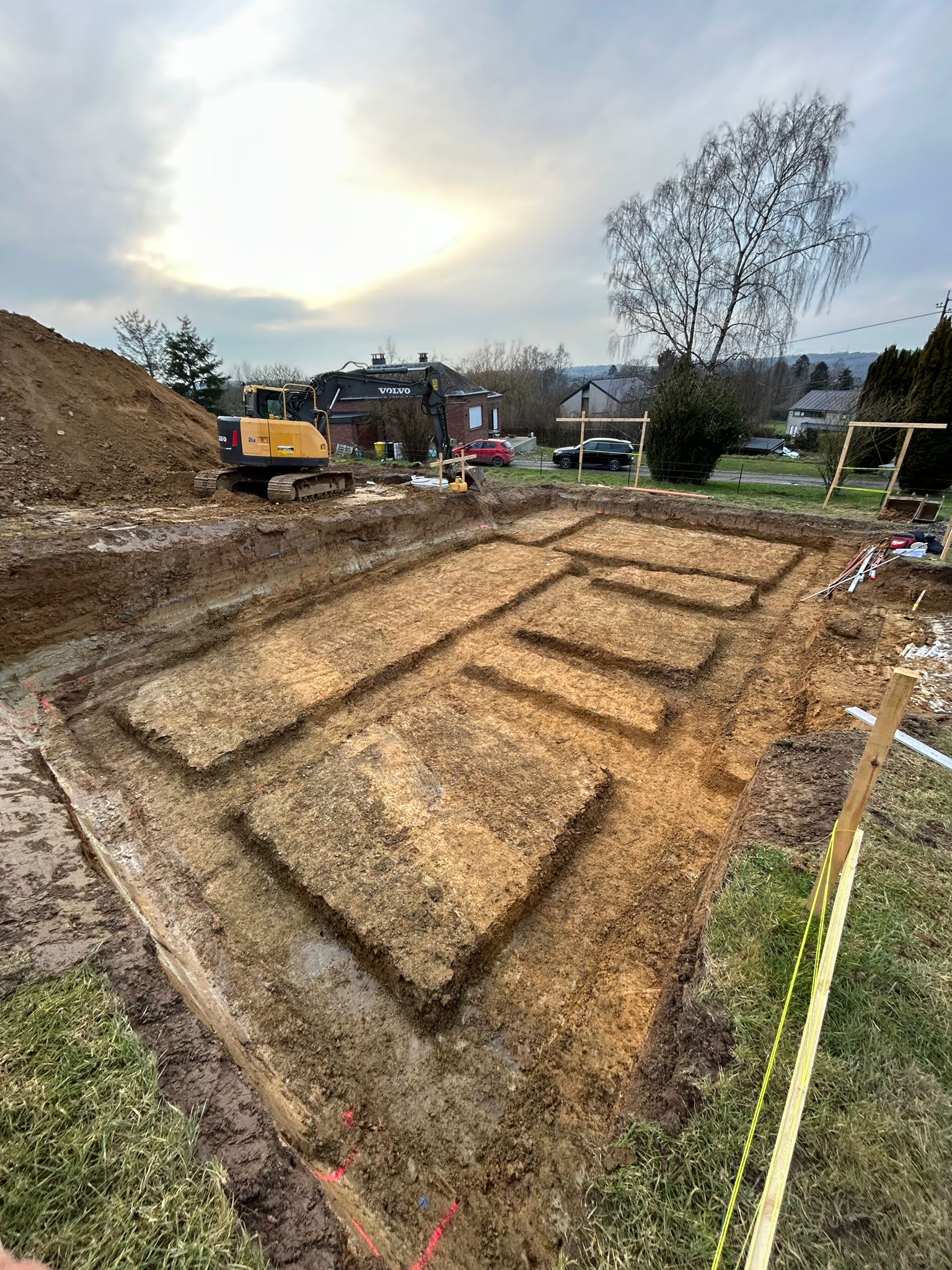 Semelles de fondation à Tilff — chantier de terrassement réalisé par Bryan Prevot
